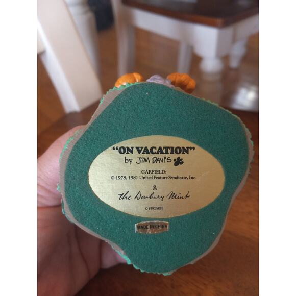 VINTAGE 1992 Garfield ''ON VACATION'' Figurine Jim Davis The Danbury Mint - Picture 4 of 5
